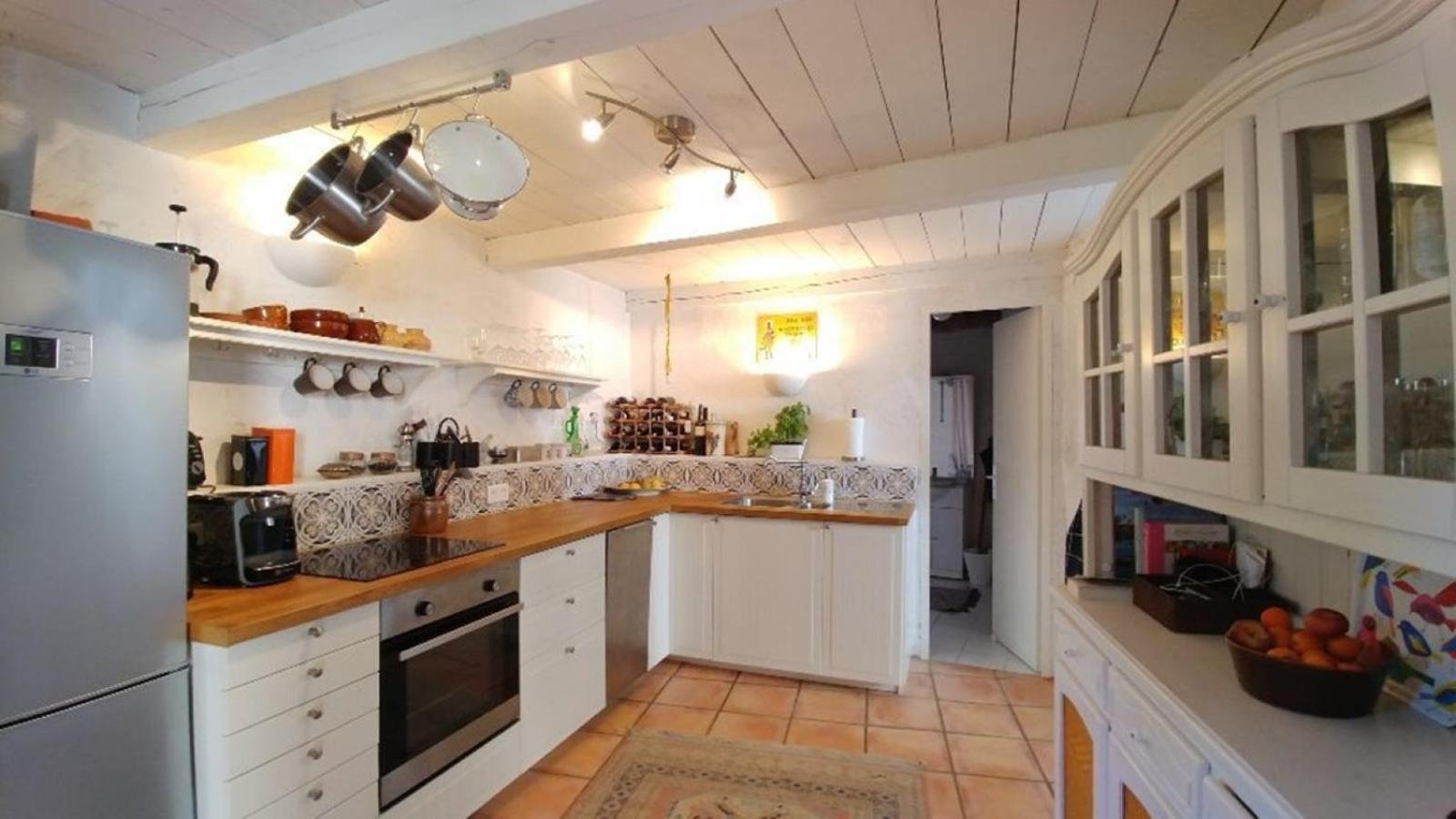 Maison De Vacances Atypique Pouzolles Zewnętrze zdjęcie